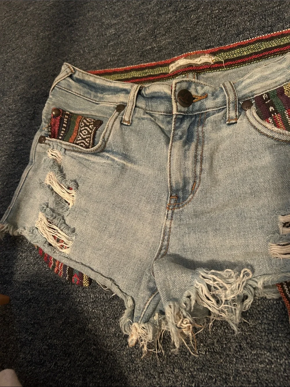Free People FP Distressed Aztec Inset Denim Shorts Boho Festival Size 28